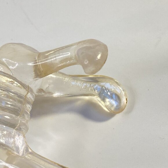 Vintage Hong Kong Lucite Animal Figurine Set of 4 – Cat, Dog, Swan, Elephant - Picture 13 of 15